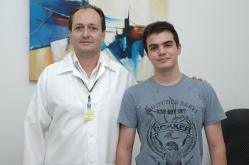 Ex-aluno de Farmácia é professor em instituição do Paraná